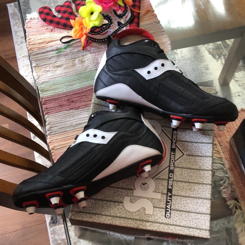 Brand new spikes black and white size mens 9